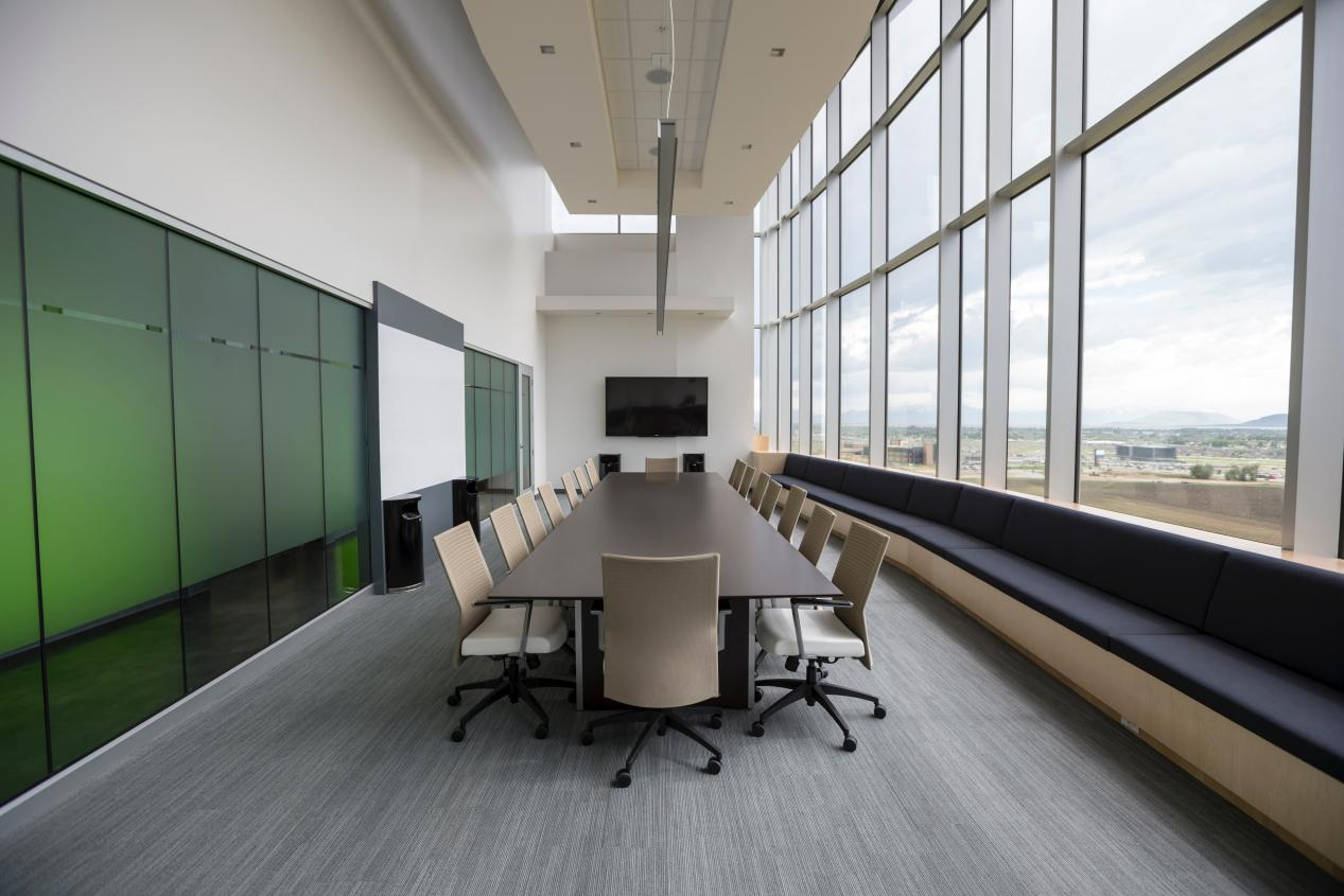A clean and well-maintained conference room